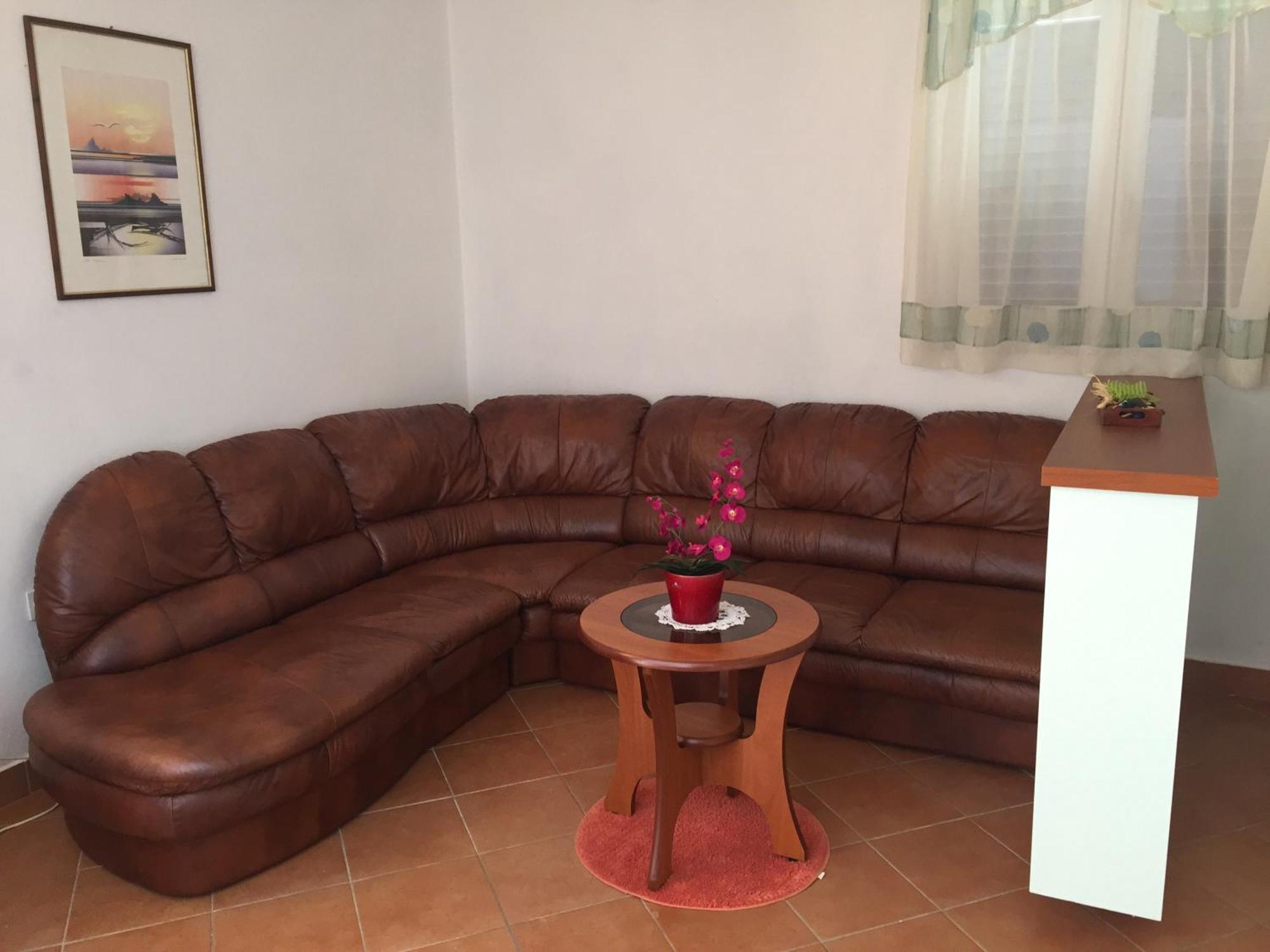 נין Apartments Anka מראה חיצוני תמונה
