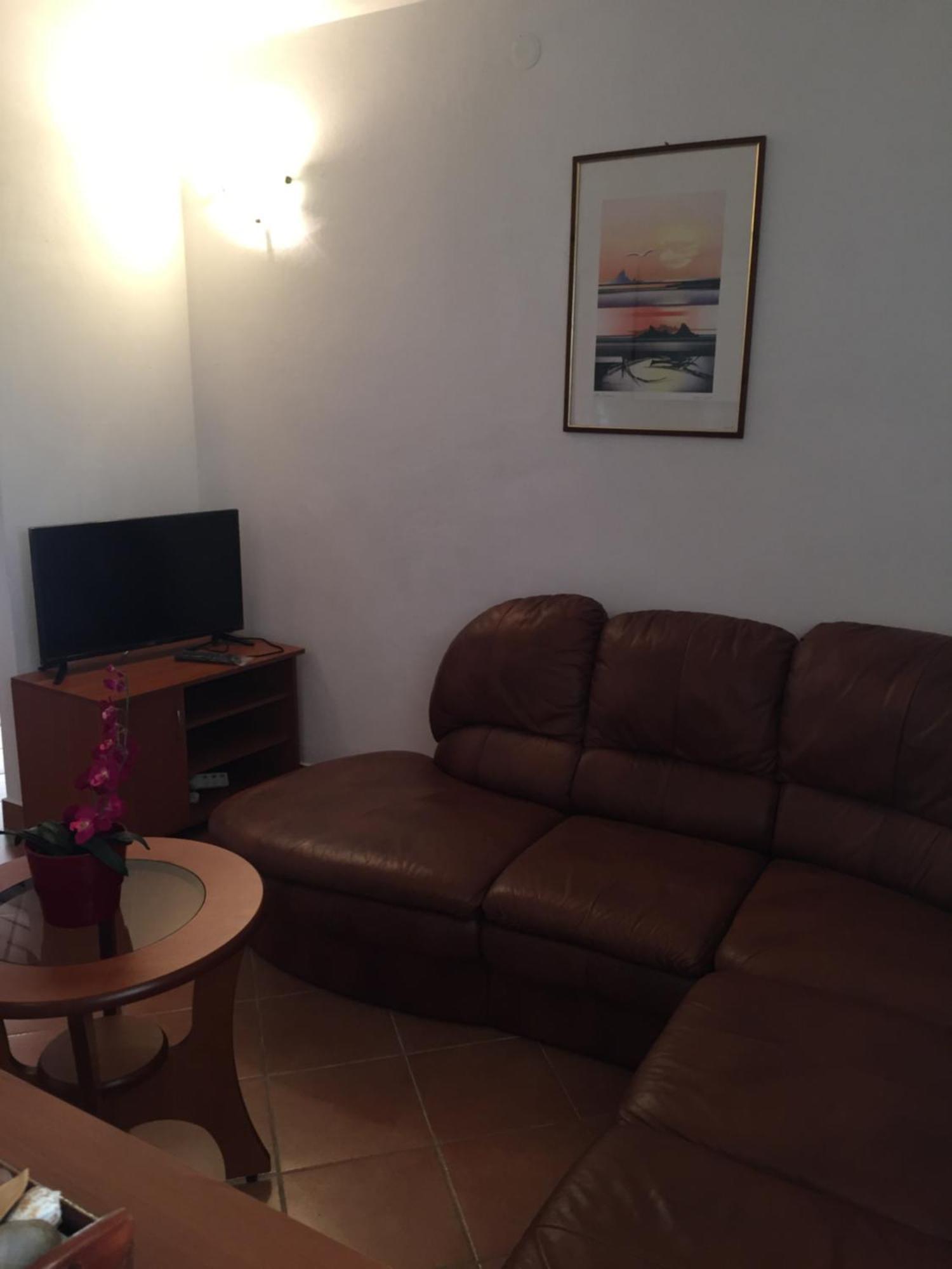 נין Apartments Anka מראה חיצוני תמונה